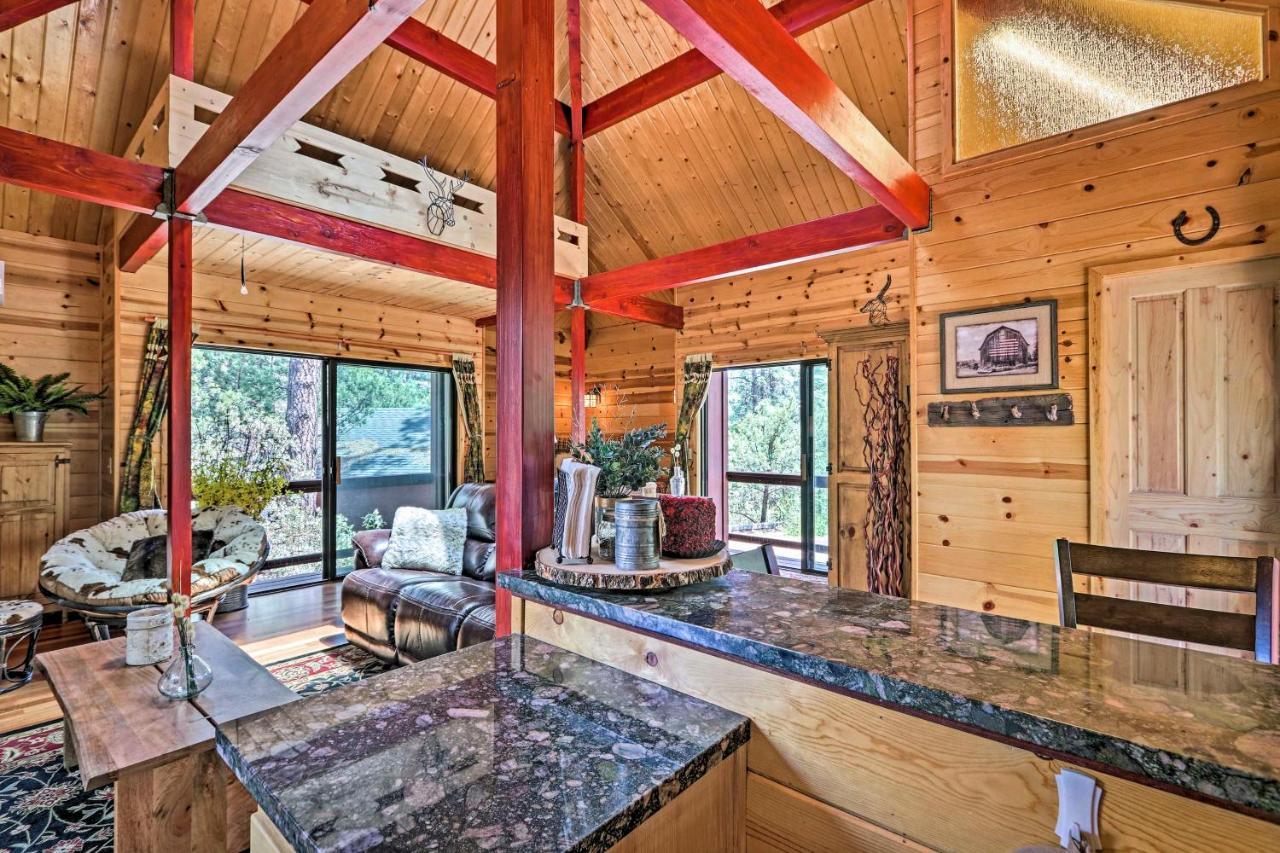 Romantic Strawberryandpine Studio Cabin With Deck! Eksteriør billede