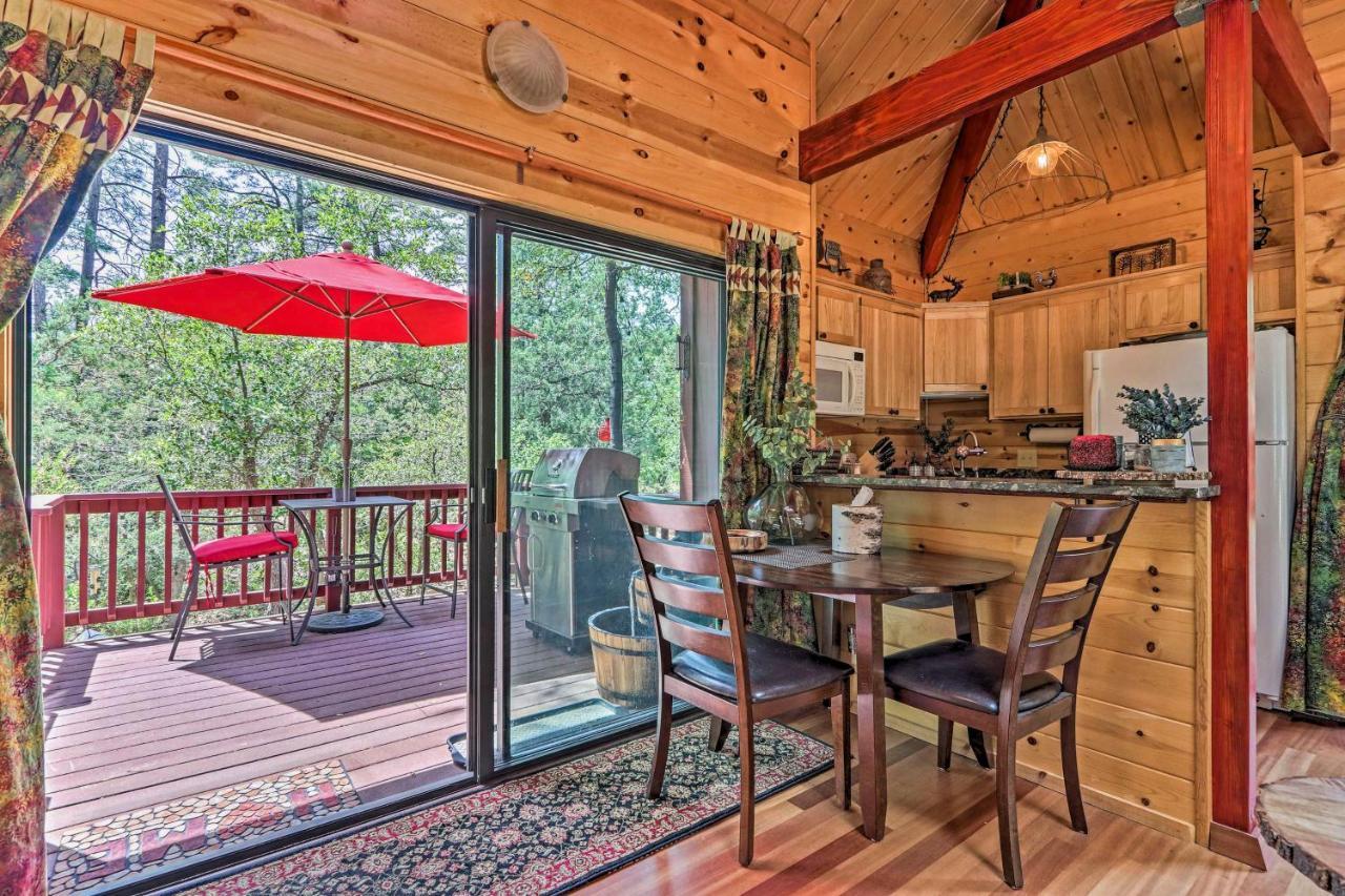 Romantic Strawberryandpine Studio Cabin With Deck! Eksteriør billede