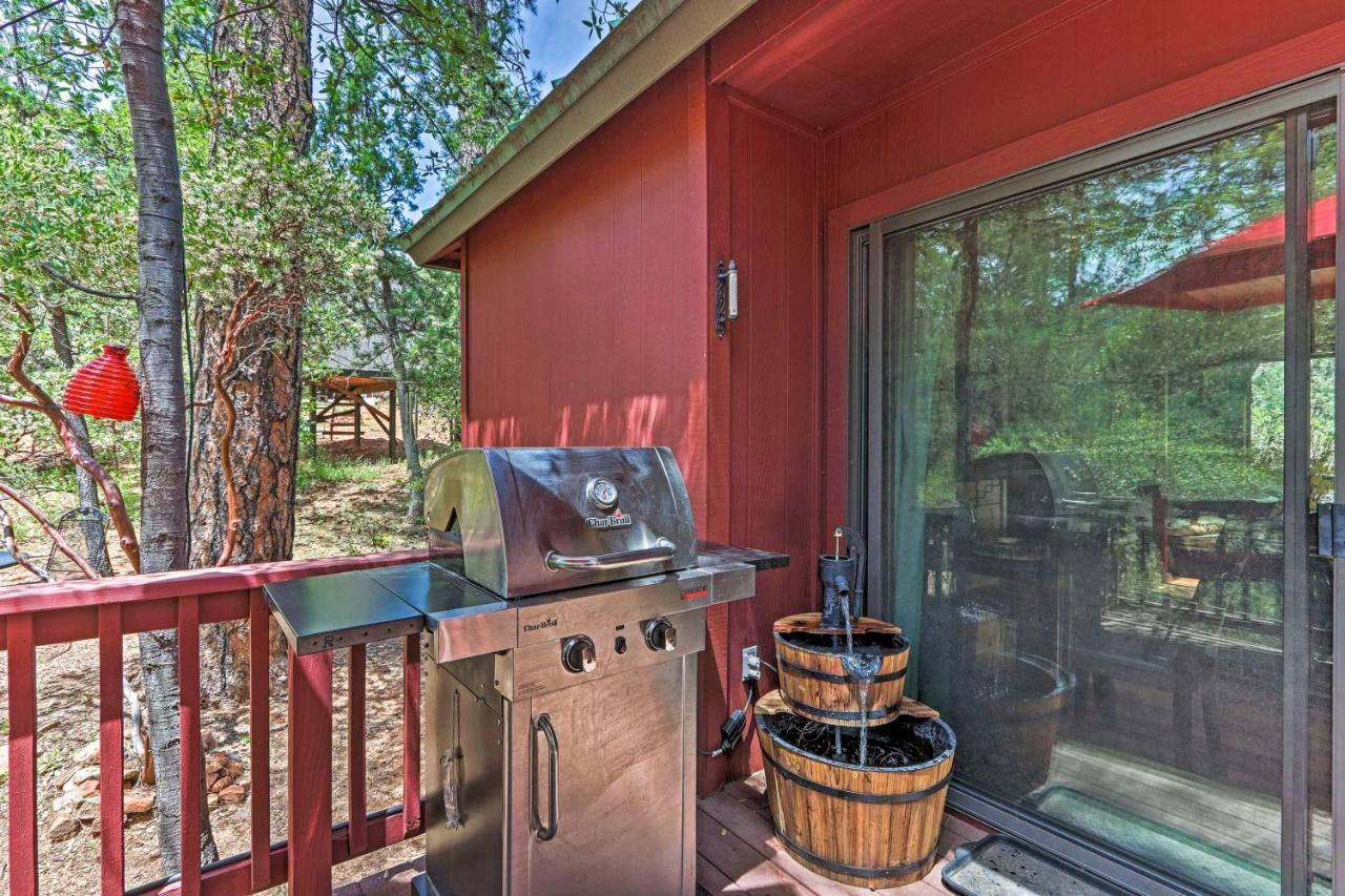 Romantic Strawberryandpine Studio Cabin With Deck! Eksteriør billede